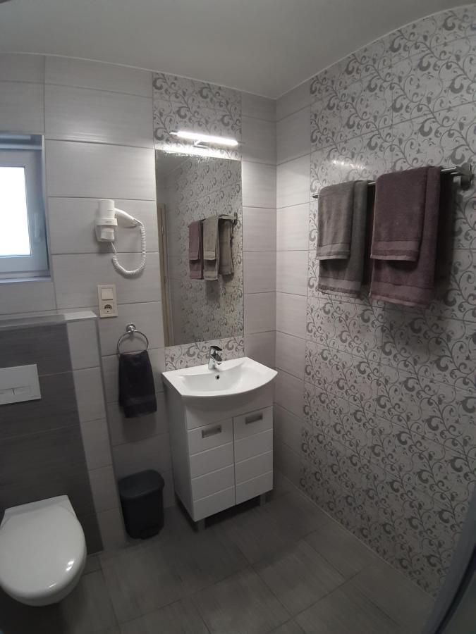 Profi Keco Apartman Balatonalmadi Exterior photo